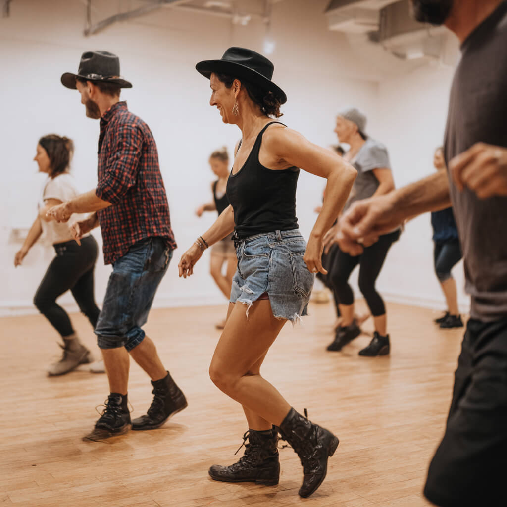 line dance classes cardiff - country western boot scootin lessons